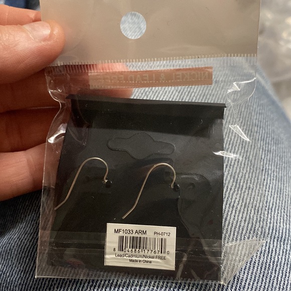 New Military Army Earrings Never Opened Never Used. - Picture 3 of 3
